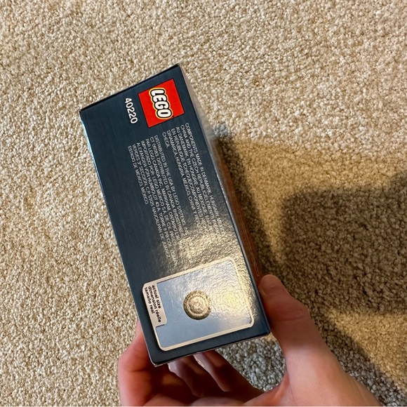 Lego Red and Black Building Set Double-Decker Bus - Picture 6 of 10